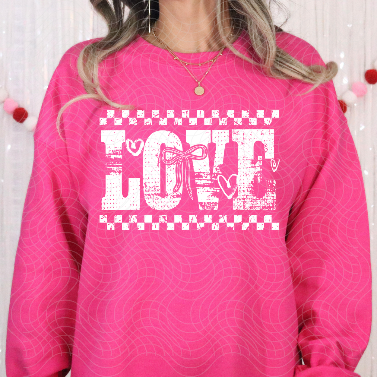 LOVE - DTF TRANSFER