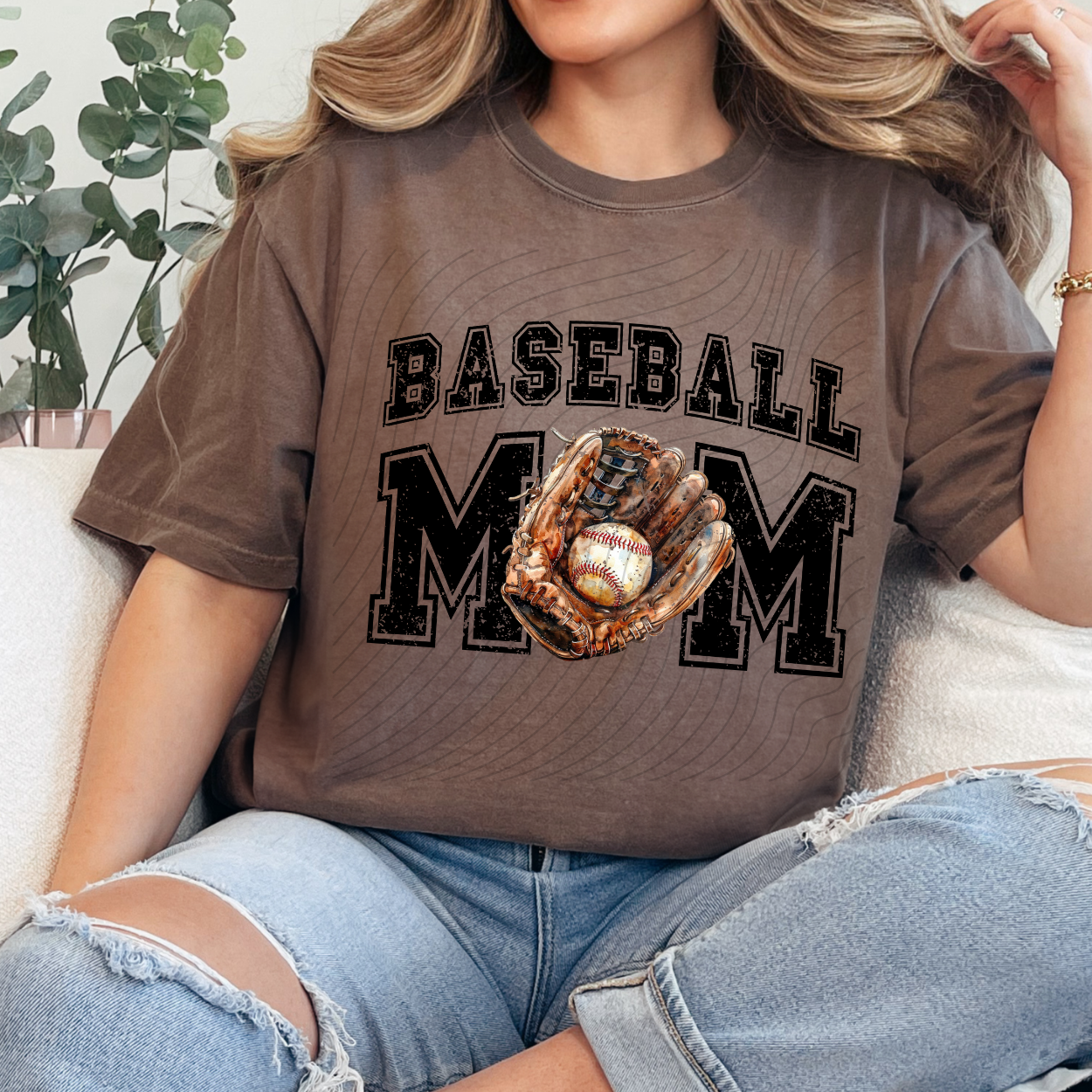 BASEBALL MOM GLOVE DISTRESSED - DTF TRANSFER