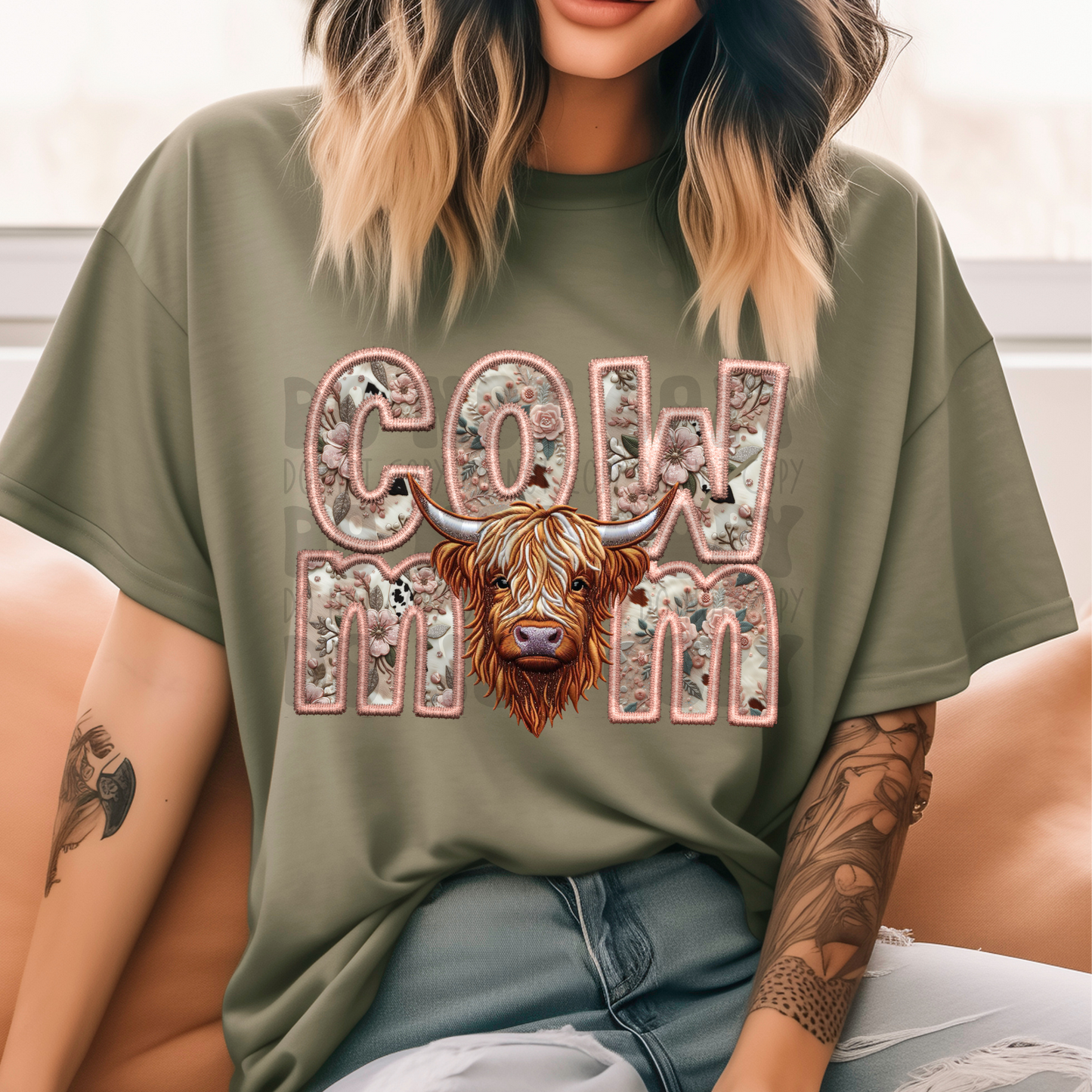 COW MOM FAUX EMBROIDERY & FAUX GLITTER - DTF TRANSFER
