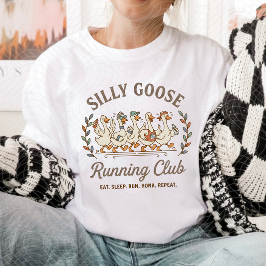 SILLY GOOSE RUNNING CLUB - DTF TRANSFER