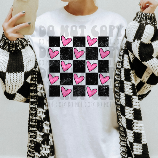 CHECKERED PINK HEART DISTRESSED - DTF TRANSFER