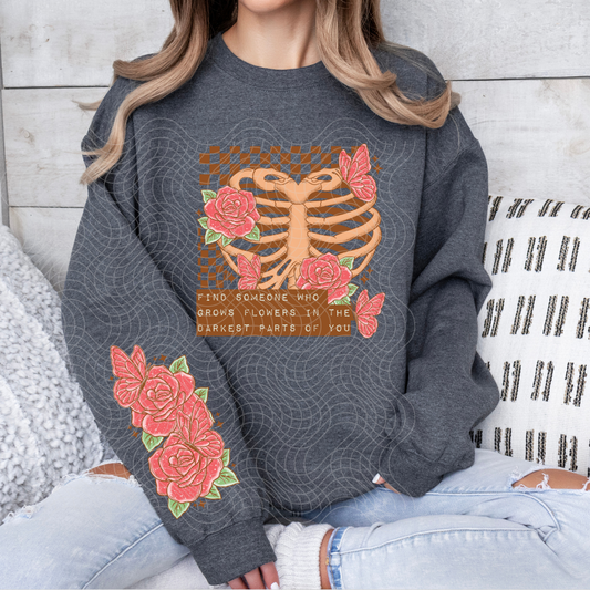 FLOWERS W/ SLEEVE - DTF TRANSFER