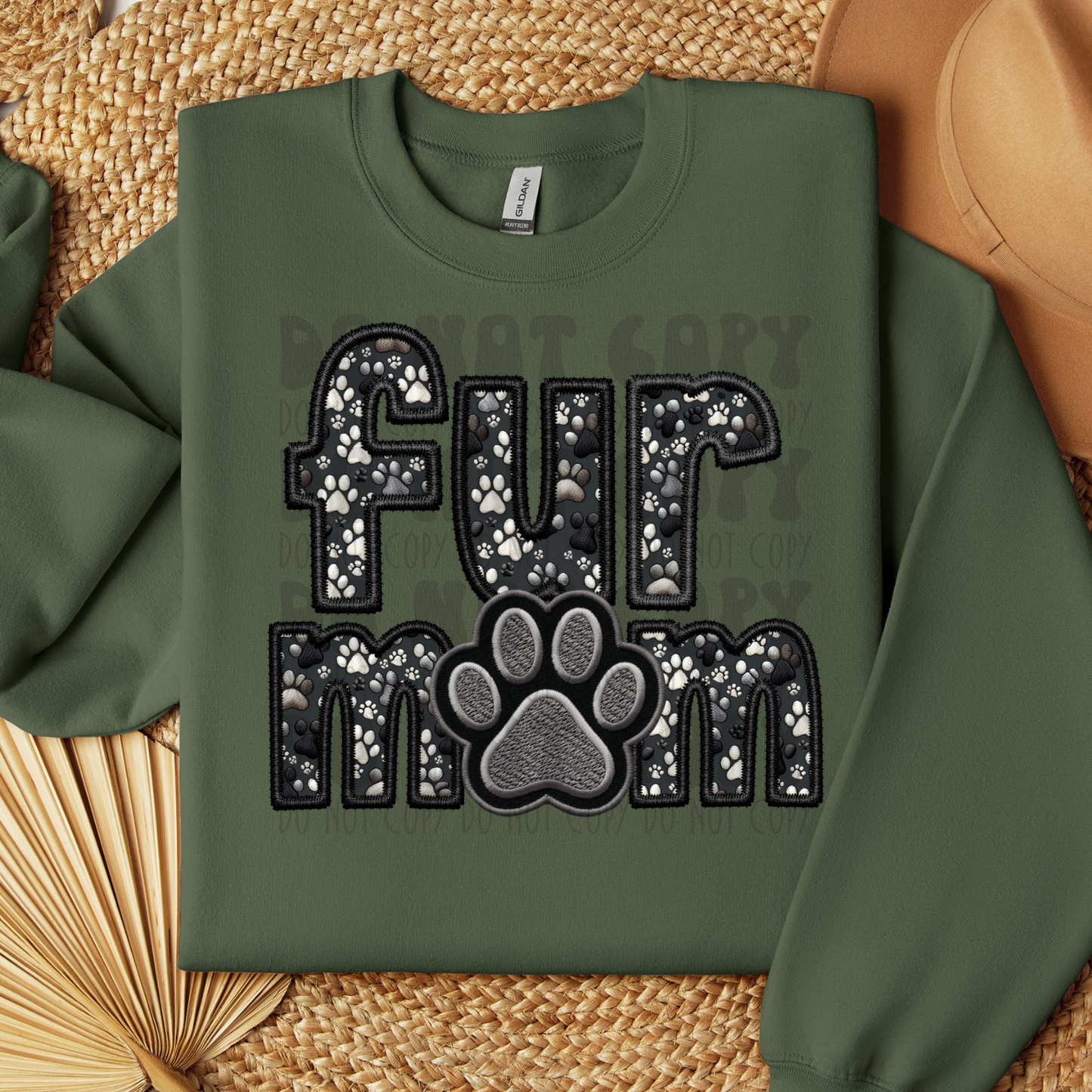 FUR MOM BLK - FAUX EMBROIDERY - DTF TRANSFER