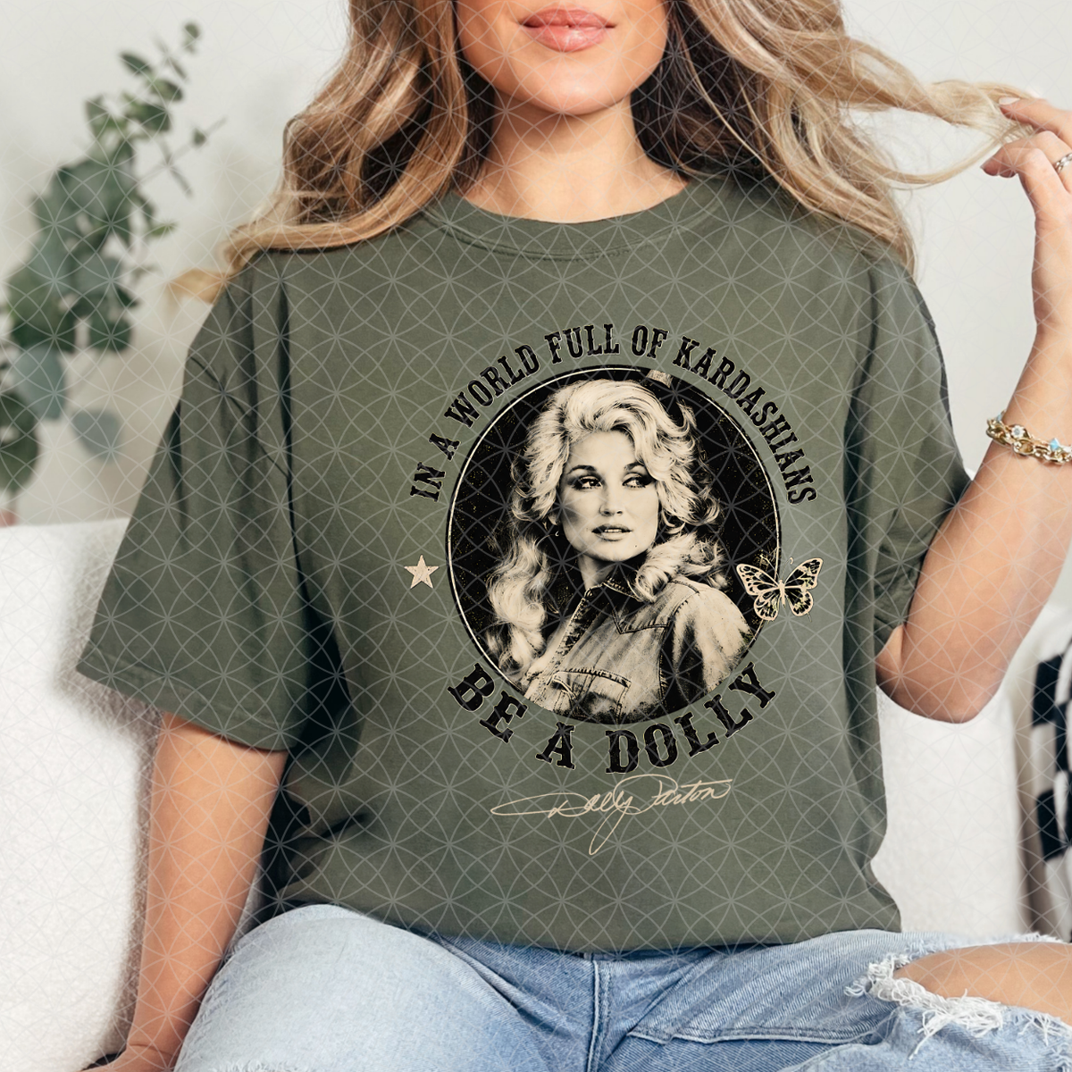BE A DOLLY LIGHT TXT - DTF TRANSFER