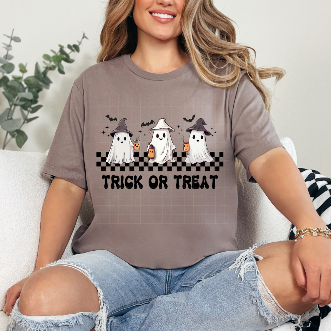 TRICK OR TREAT GHOSTS - DTF TRANSFER
