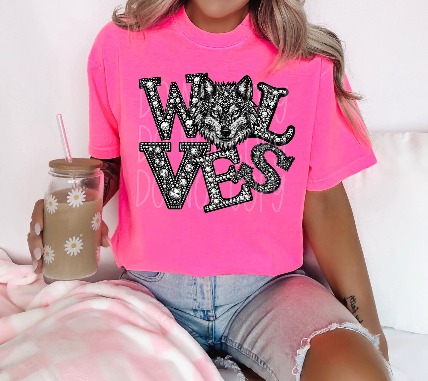 WOLVES RHINESTONE MASCOT - DTF TRANSFER